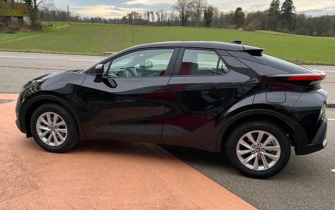 Toyota C-HR cena 129407 przebieg: 1, rok produkcji 2024 z Zawidów małe 56